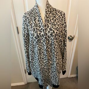 Jones New York Black and Cream Leopard-Print Cardigan